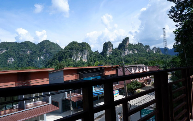Khao Sok Nature Place