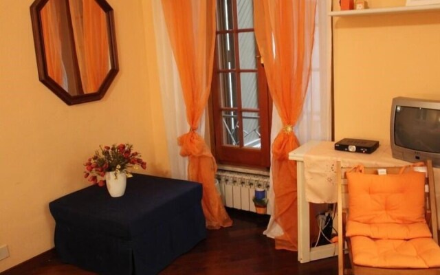 Leone Guesthouse