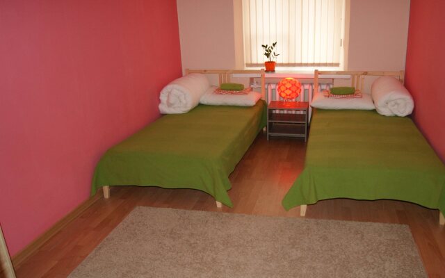 Orange Lodging Houses