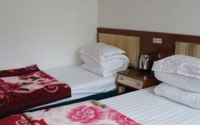 Qilian Family Youth Guesthouse