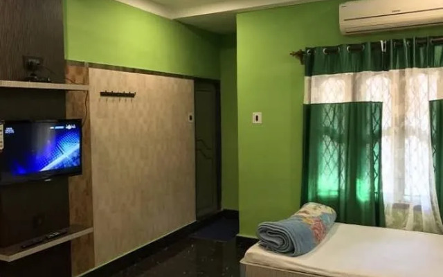Hotel Raj Biraj Lodge