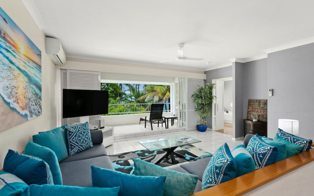 Beachfront Apt In Alamanda Beachfront Resort 25