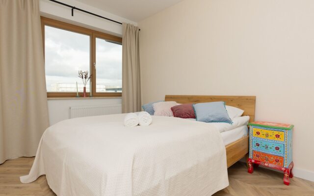 Zdziechowskiego Apartment by Renters