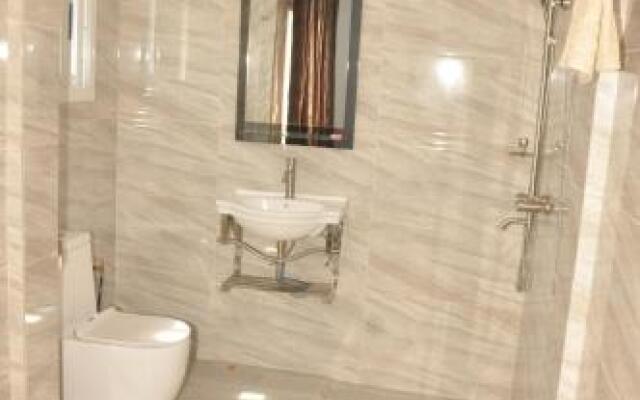 Hotel Ambassadors Annexe