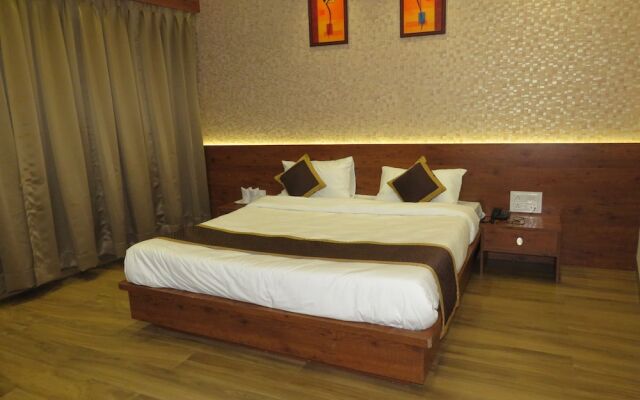 Dariyalal Hotel