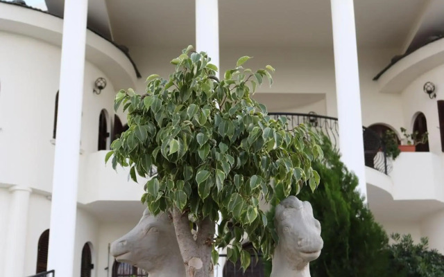 Meryem's Hotel