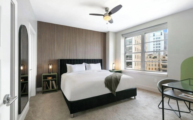 NOLA Charm Luxury 4-Bed Retreat Steps from French Quarter