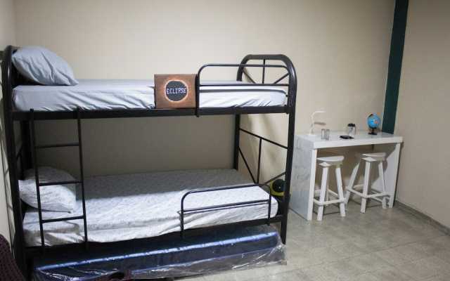 Hostel YEK