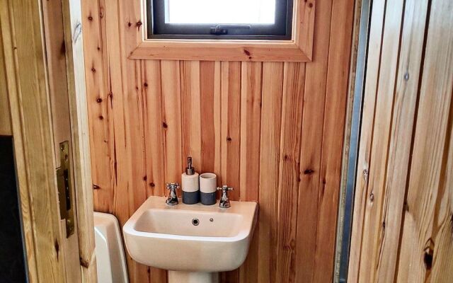 Bespoke Hand Built Shepherds Hut in Dunbeath