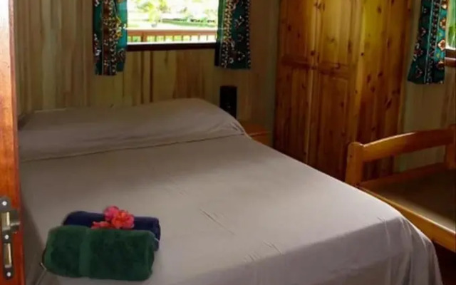 Moorea Surf Bed and Breakfast