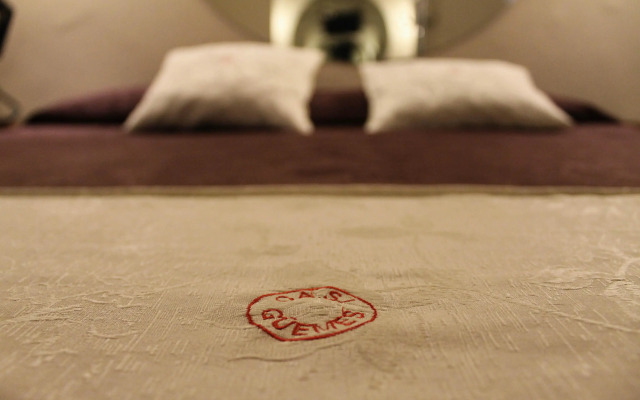 Casi Guemes Hotel