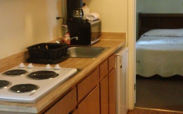 Bonnie Springs Ranch Motel