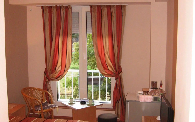 De Lux Apartments Kosta