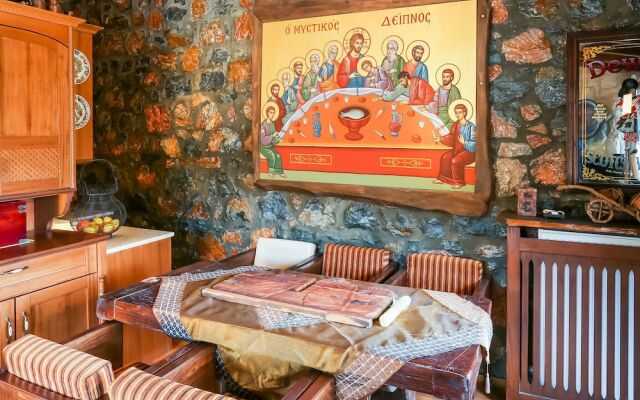 Traditional Holiday Home in Pella With Jacuzzi