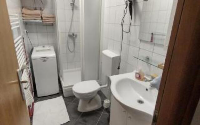 Jakov Apartments