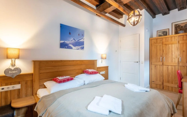Traditional Holiday Home With Sauna in Niedernsill