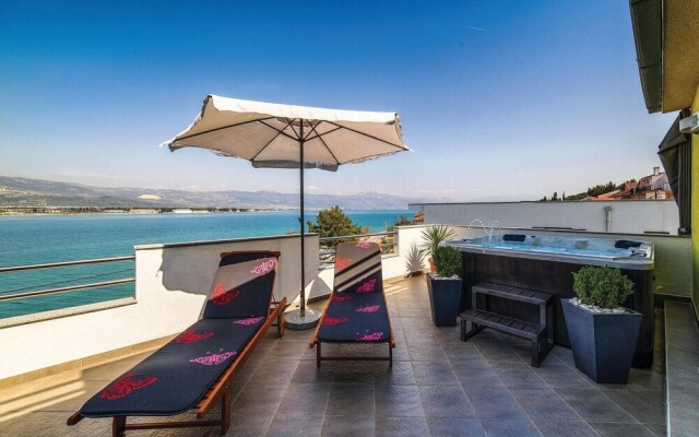 Beautiful Home in Trogir With Jacuzzi, Wifi and 1 Bedrooms