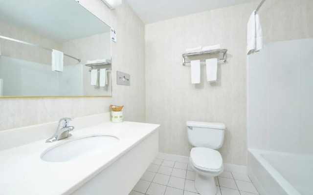 Travelodge by Wyndham Great Barrington Berkshires