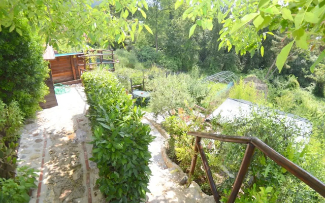 Scenic Holiday Home in Pescaglia With Swimming Pool