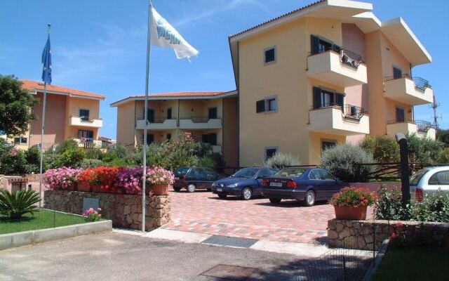 "quaint Residence I Mirti Bianchi 1 Bedroom Sleeps 4 No0495"