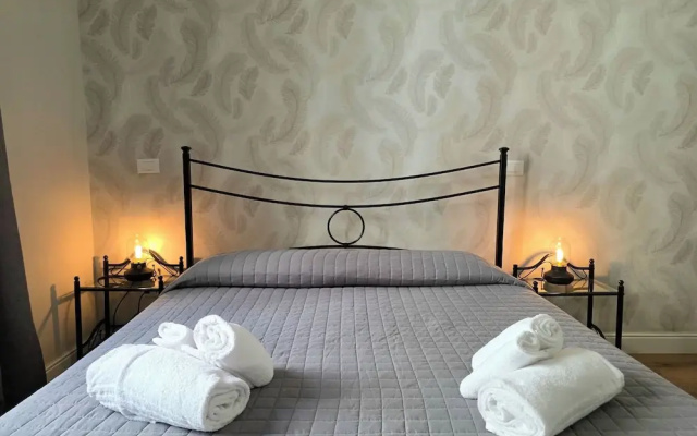 Nicole Suite