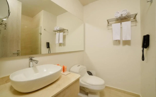 Hotel Dorado Plaza Alto Prado