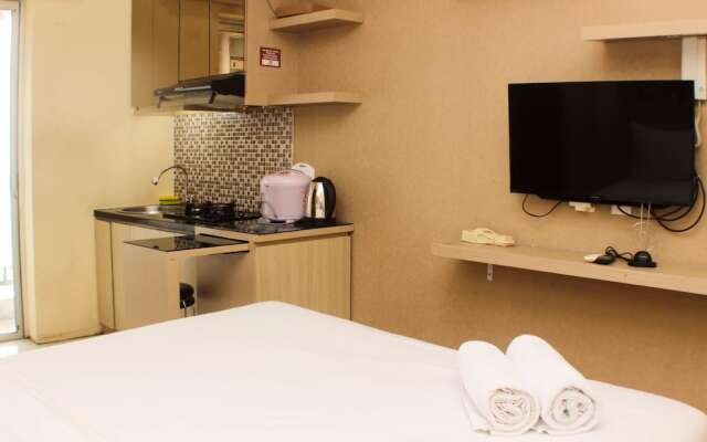 Comfy And Best Location Studio Room At Bassura City Apartment