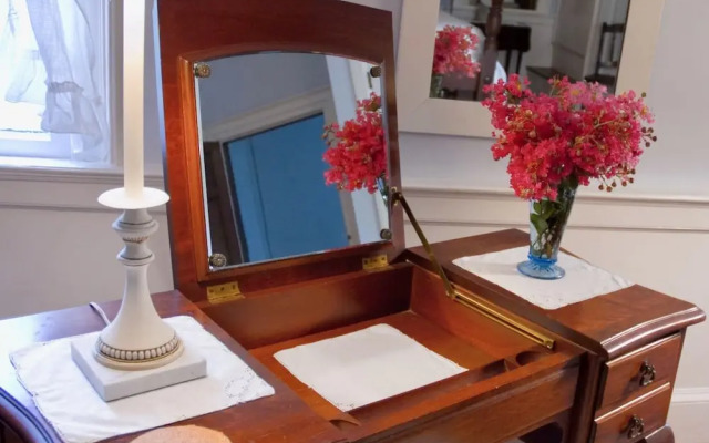 Oak Grove Bed and Breakfast