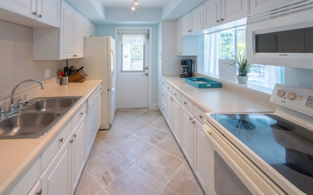 Mermaids Sunrise Apartment 3