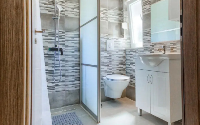 Majestic Kastel Stari Apartment With Terrace