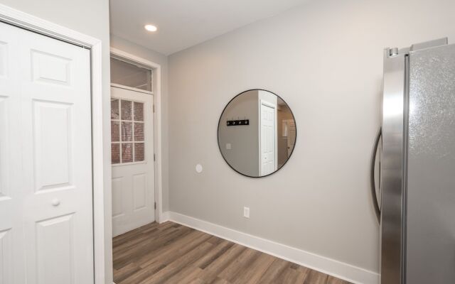 The Luxe Spot Suites