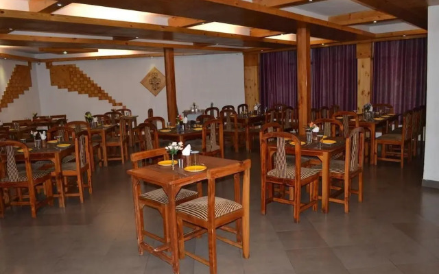 OYO Premium Log Huts