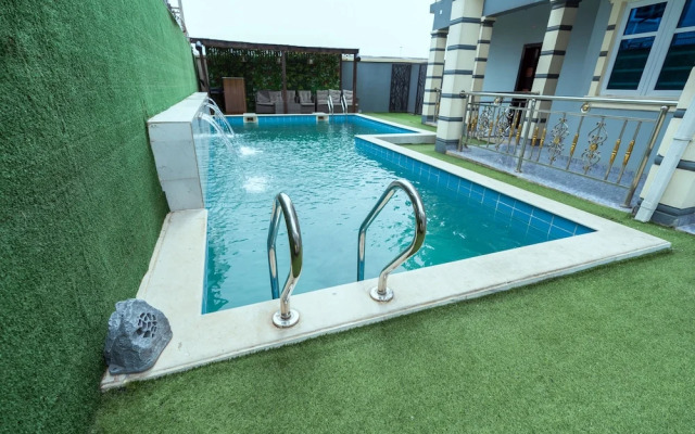 Brimuyo Hotel