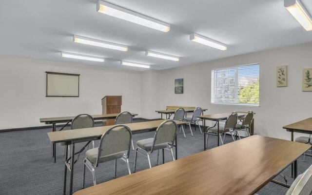 SureStay by Best Western Sacramento South Natomas