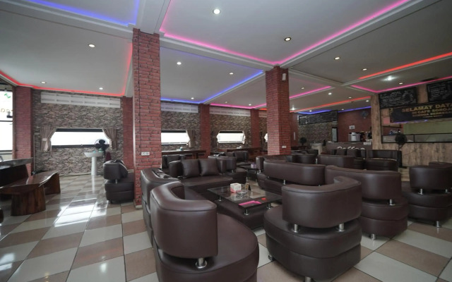 Soreang Hotel by ZUZU