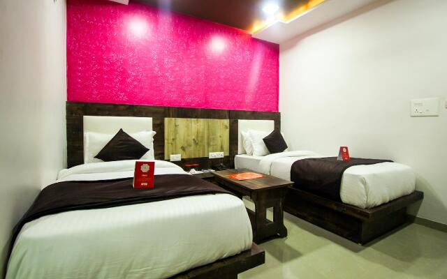 OYO 8864 Hotel Royal City