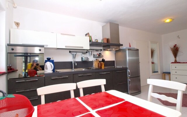 Apartment 1418