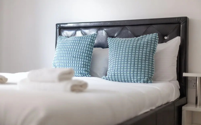 Stunning 5 Bedroom Retreat London