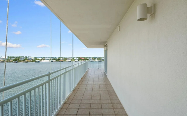 Seaspray Riverside 611