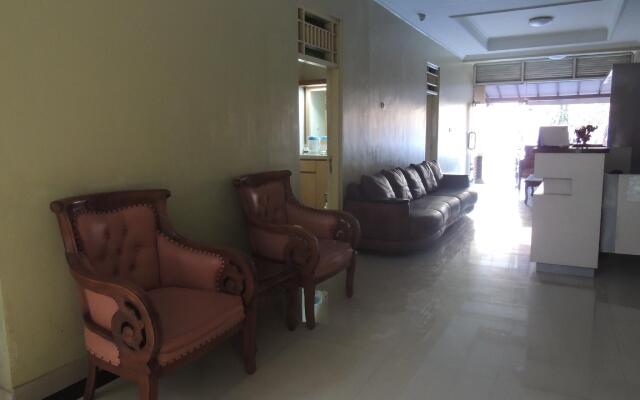 Family Homestay Pondok Shabrina by OYO Rooms