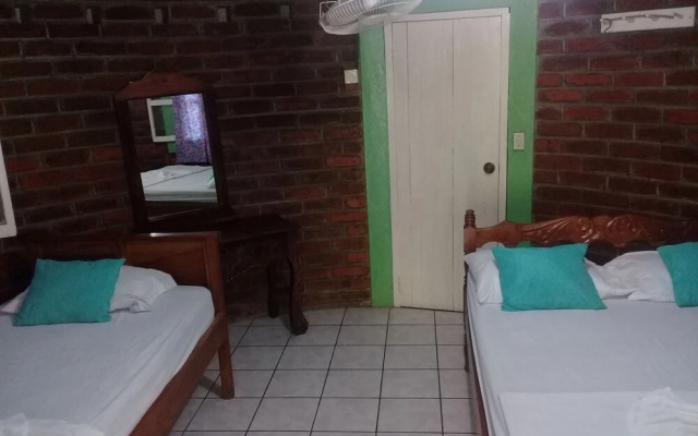 Hotel Central Altagracia
