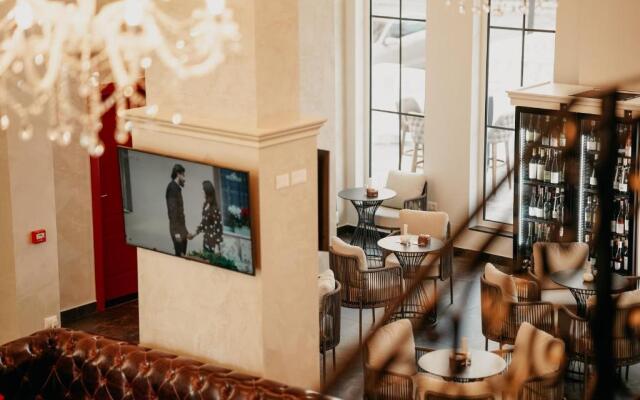 Martiness Hotel