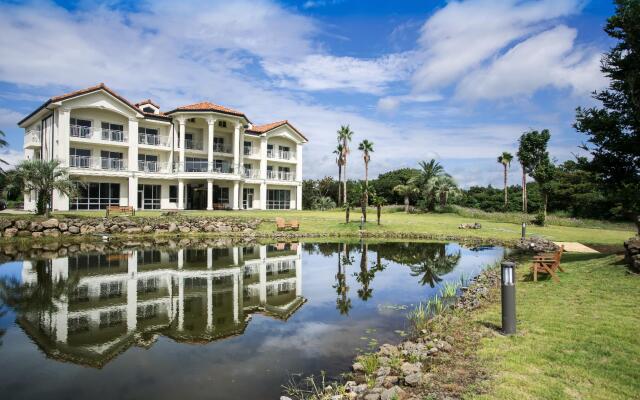 seogwipo okeura rijoteu