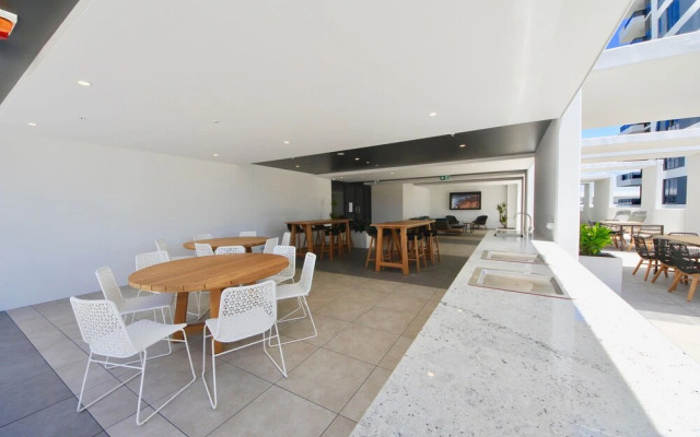 Qube Broadbeach 39