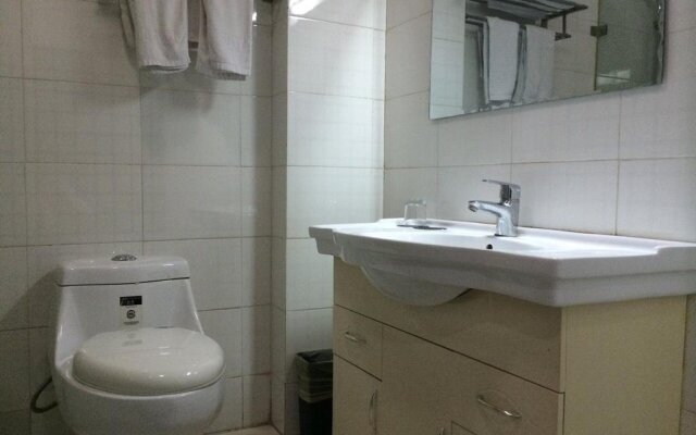 Longquan Hotel