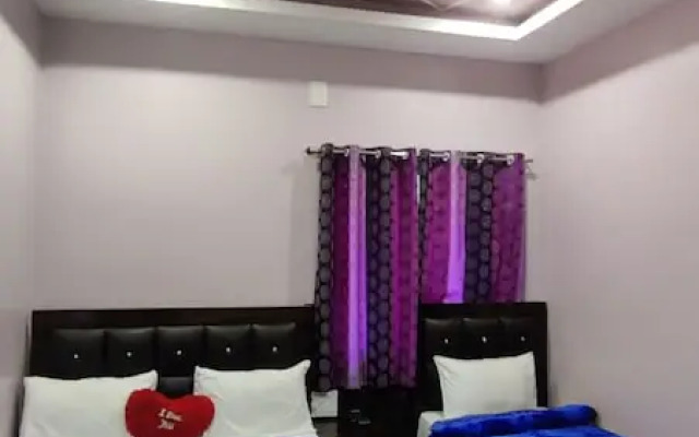 Rose garden enclave for families