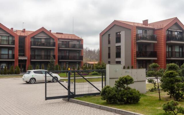 Sea Whisper Apartment, By Cohost