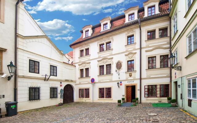 hotelImage