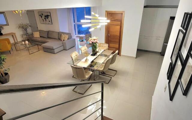 Amazing Ocean View Penthouse, 4 Bdrms, 4.5 Bths