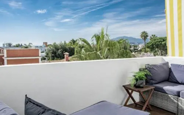 Puerto Banus Sea View Apartment